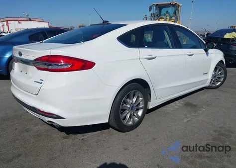 2017 Ford Fusion Hybrid Se из США, поврежденный, VIN 3FA6P0LU9HR324053